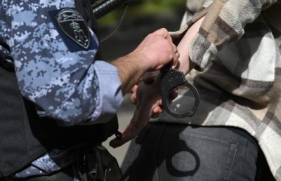 Пять человек объявлены в розыск после нападения на полицейских в Карачаево-Черкесии